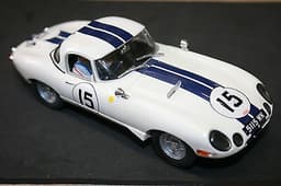 Revell 08358 Jaguar e-type #15 slot car