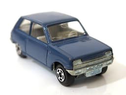 Vintage POLISTIL Renault 5L Die cast Car Model Italy RJ23 1970\'s Politoys
