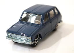 Vintage POLISTIL Renault 6L Diecast Car Model Italy RJ24 1970\'s Club 33 Politoys
