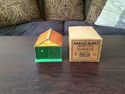 VINTAGE PRE WAR MECCANO DINKY TOYS No-45 TINPLATE GARAGE RARE IN.Box