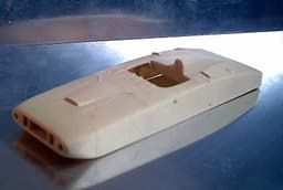 1:32 TOP SLOT CLASSIC CADILLAC TANK LE MONSTRE LE MANS 1950 RESINE BODY
