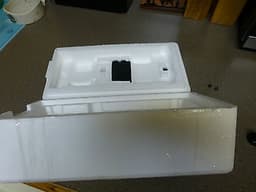 AUTOART JEEP GRAND WAGONEER 1.18 DIE CAST AMERICAN CAR MODEL FSJ