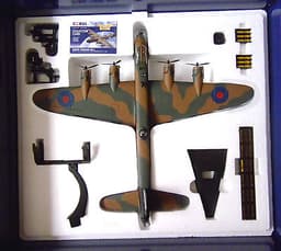 CORGI AVIATION ARCHIVE LIMITED EDITION SHORT STIRLING MK1, 1:72 DIE-CAST MODEL