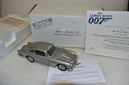 DANBURY MINT 1:24 SCALE JAMES BOND 007 ASTON MARTIN DB5 DIECAST & CERTIFICATE