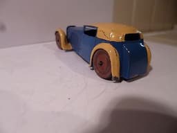 Dinky toys Prewar 22b closed sports coupe.