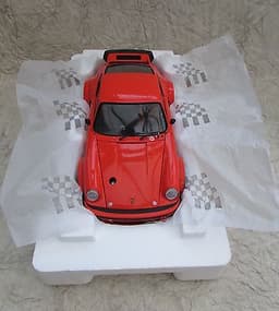 EXOTO PORSCHE 934RSR ORANGE RACING LEGENDS 1976 1:18 DANBURY MINT DIECAST