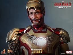 Hot Toys Iron Man 3 Mark XLII (42) DIECAST- Factory Sealed & Brand New in UK