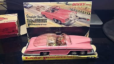 Meccano Dinky diecast No.100 Thunderbirds Lady Penelope\'s FAB1