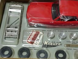OLD KOGURE JAPAN "FORD MUSTANG 1965" SLOT CAR KIT 1/24