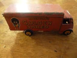 Original guy Die Cast dinky supertoys Golden shred Van
