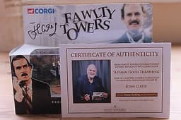 RARE 1/43 CORGI FAWLTY TOWERS AUSTIN 1100 SIGNED BY JOHN CLEESE