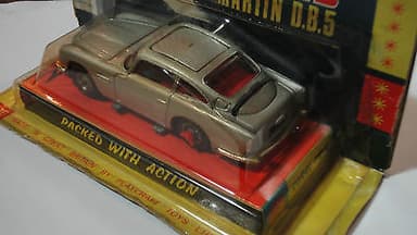 Rare Diecast Car CORGI James BOND 007 Aston Martin Mint Original Box 1960´