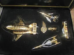 RARE LTD EDITION GOLD PLATED THUNDERBIRDS DIE-CAST SET MIB MATCHBOX 1993