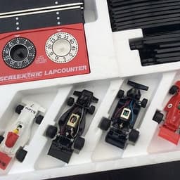 SCALEXTRIC 600 4 LANE SET (with 4 original cars)