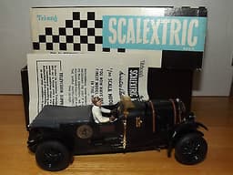 SCALEXTRIC C.64 BENTLEY. BLACK. COMPLETE WITH BOX & INSTRUCTIONS.