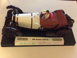 Scalextric Collectors Club Alfa Romeo 2300 8C No173 Di 200 In Display Case