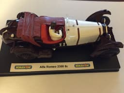 Scalextric Collectors Club Alfa Romeo 2300 8C No173 Di 200 In Display Case