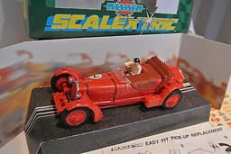 Scalextric MINT boxed RED ! (RARE) ALFA ROMEO 2.3 litre C.241 Collectors RARE !