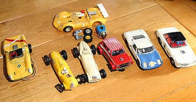SCALEXTRIC VINTAGE HUGE QUANTITY
