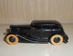 Very Rare Vintage Pre War Dinky Toys 1/43 Scale #24b Limousine Issued 1937