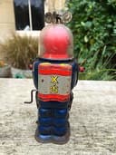 VINTAGE 1950\'s YOSHIYA MOON EXPLORER ASTRONAUT ROBOT WIND UP TOY TIN PLATE JAPAN