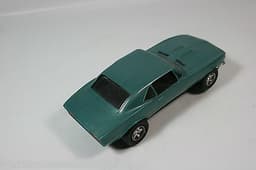 Vintage 1960\'s Revell Camaro Slot Car