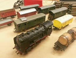 Vintage Marklin HO Gauge 100+ piece Train set die-cast track - VERY RARE German