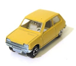 Vintage POLISTIL Renault 5L Yellow Die cast Car Model Italy RJ23 1970\'s Politoys
