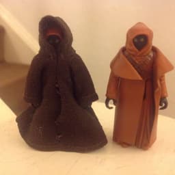 Vintage Star Wars Figures x 2 - Vinyl Caped Jawa & Cloth Caped Jawa - GMFGI 1977