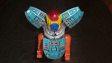 Vintage TIN space robot, battery opereted, made in JAPAN