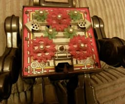 1960s Horikawa ? Battery Operated Fighting Robot Tin Vintage Toy Made In Japan