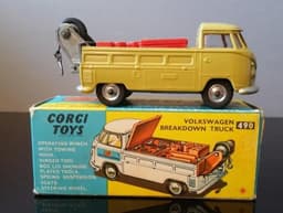 1966-CORGI~VOLKSWAGEN MIB Pickup BREAK DOWN TRUCK#490 TOW w PLATED TOOLS & SPARE