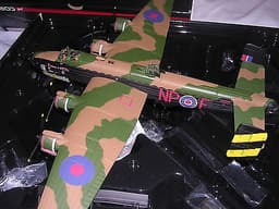 CORGI AVIATION HANDLEY PAGE HALIFAX FRIDAY 13TH RAF 1/72 DIECAST AVIATION MODELS