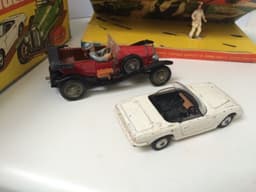 CORGI TOYS MODEL GIFT SET No.40 " THE AVENGER SET" Original Box And Figures