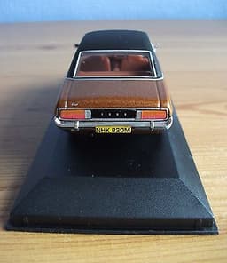 Corgi Vanguards Ford Consul Granada Diecast Car VA 05510 L/E Copper Brown 2005