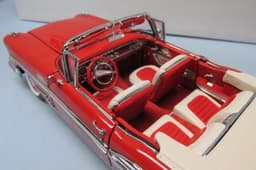 DANBURY MINT 1958 PONTIAC BONNEVILLE RED LIMITED EDITION NIB