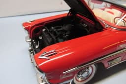 DANBURY MINT 1958 PONTIAC BONNEVILLE RED LIMITED EDITION NIB