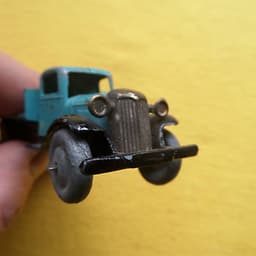 DINKY TOYS FRANCE PRE WAR # 25 LORRY PALE BLUE ZAMAC WHEELS SELLING 25 ITEMS