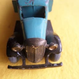 DINKY TOYS FRANCE PRE WAR # 25 LORRY PALE BLUE ZAMAC WHEELS SELLING 25 ITEMS
