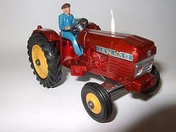 DINKY TOYS LEYLAND 384 model farm toy tractor red colour 1/43rd scale diecast