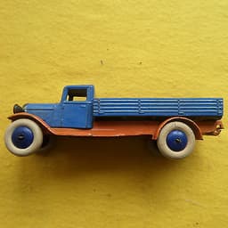 DINKY TOYS PRE WAR # 25 SERIES ORANGE/BLUE LORRY SOME FATIGUE... 25 FOR SALE