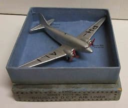 Dinky Toys, pre-war 60t Douglas DC3 Air liner, original