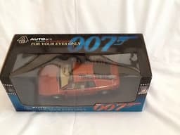James Bond Die-Cast 1:18 Scale Lotus Turbo Esprit.