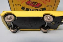 Matchbox Reg Whls 39B Pontiac Convertible Yellow / GPW / IVORY Int / BLACK Base