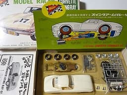 OLD NICHIMO JAPAN "CORVETTE STINGRAY 1965" SLOT CAR KIT 1/32