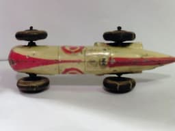 PRE-WAR DINKY 23a - RACING CAR - WITH DRIVER - RARE