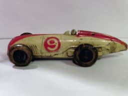 PRE-WAR DINKY 23a - RACING CAR - WITH DRIVER - RARE