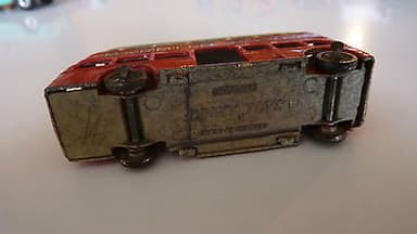 Pre war Dinky 29 motor bus \'Marmite.\' Very good original condition.