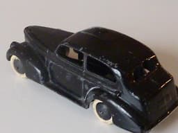 Pre war Dinky 39b Oldsmobile. Black with lacquered base. Very good.