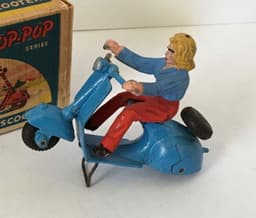 RARE 1940s Moko England Blue POP POP Scooter Box & Rider Lesney Dinky Corgi RARE
